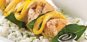 brochettes-de-poulet-au-laurier-300x146